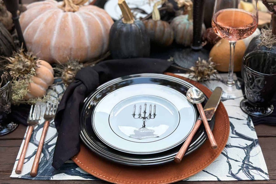 Elegant Halloween Tablescape Ideas: How to Set a Classy Spooky Table
