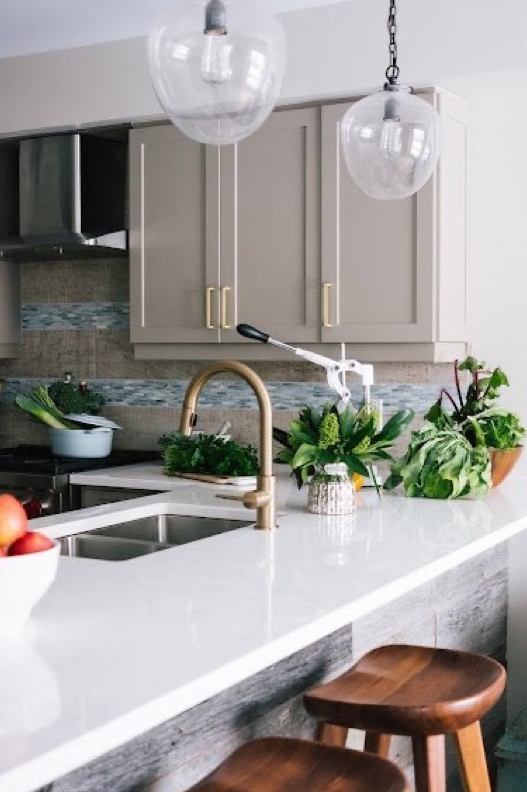 How to Create an Industrial-Themed Kitchen