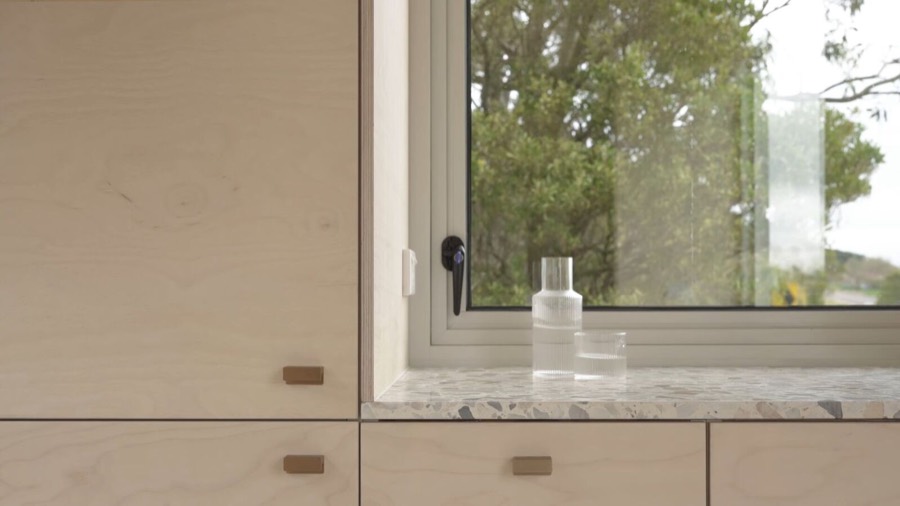 Inside a Tiny House That Feels Bigger Than Its 10 Square Meters